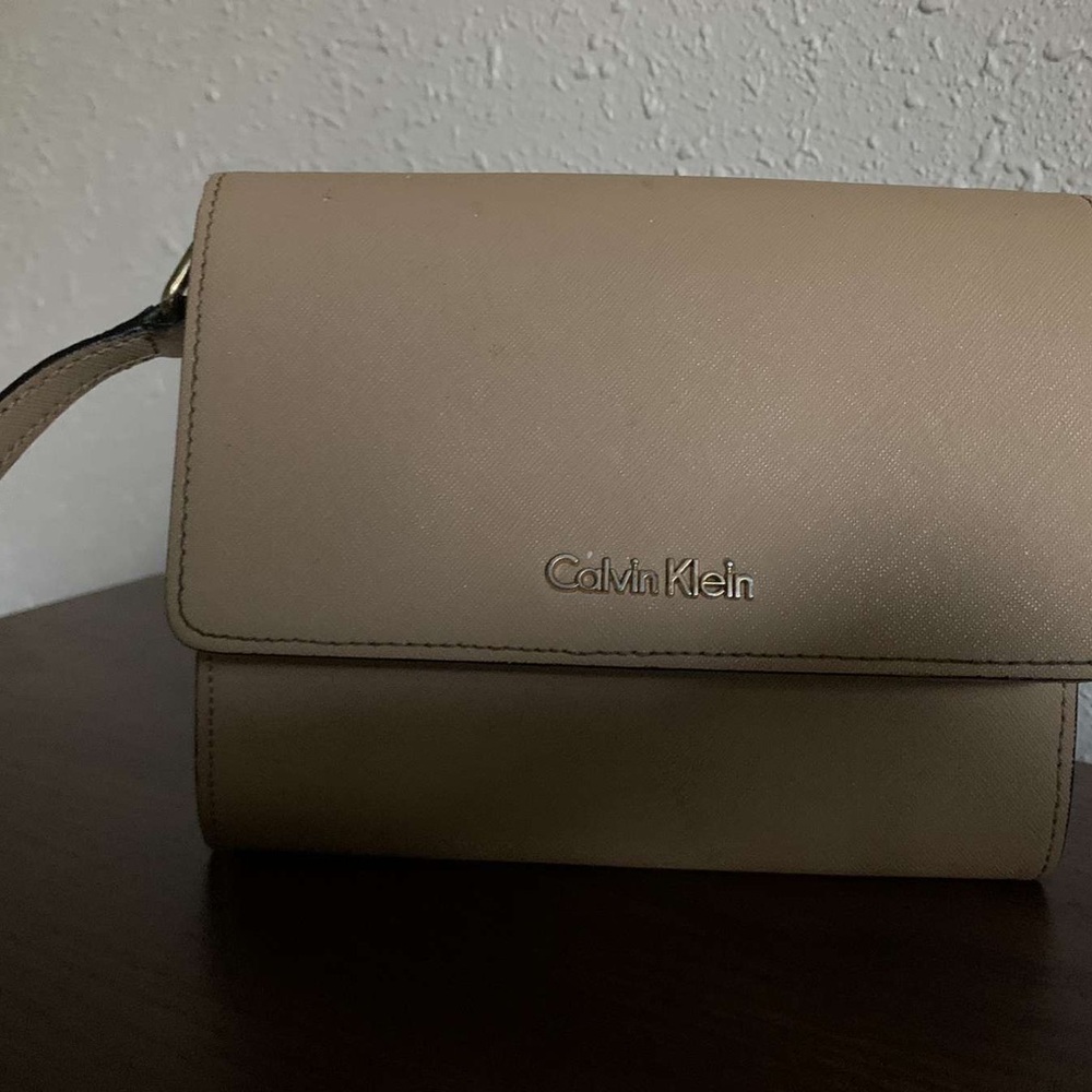 CALVIN KLIEN PURSE